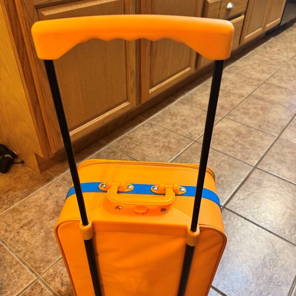 Vintage Bear In The Big Blue House Kid's Luggage Rolling Suitcase - Picture 12 of 12